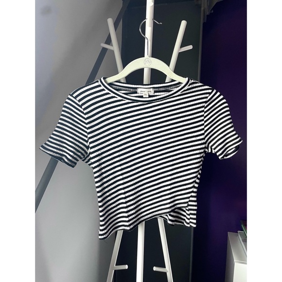 LF Cropped Baby Tee - Picture 3 of 3